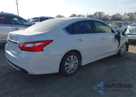 2016 Nissan Altima 2.5 S z USA, uszkodzony, nr VIN 1N4AL3AP3GN322630